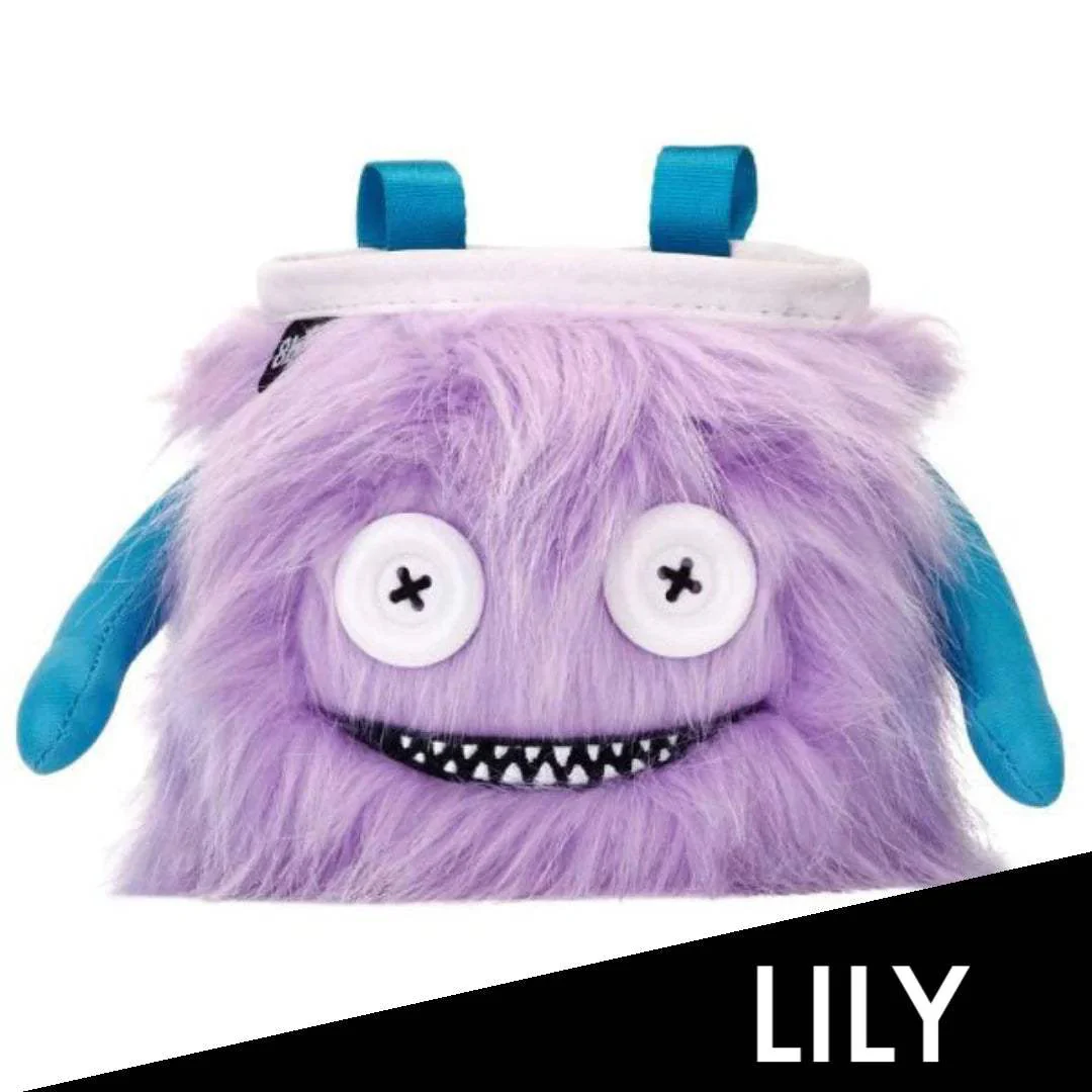 8B Fuzzy Monster Chalk Bag: Embrace Comfort and Style for Your Climbing Adventures - Image 10