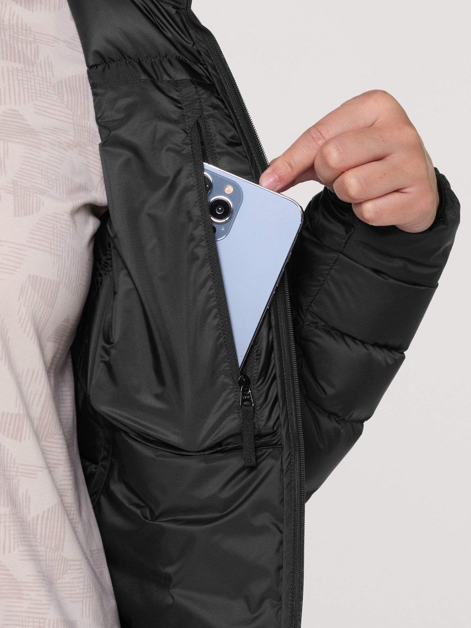 Arc'teryx Cerium Hoody - Women's | Universal All-Temperature Alpine Wax for Fast Performance - Image 6