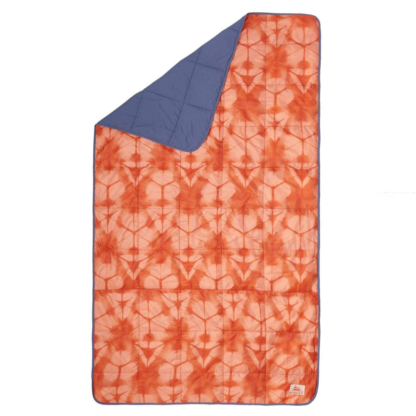 Kelty Bestie Blanket Cozy CloudLoft Insulated Blanket - Image 3