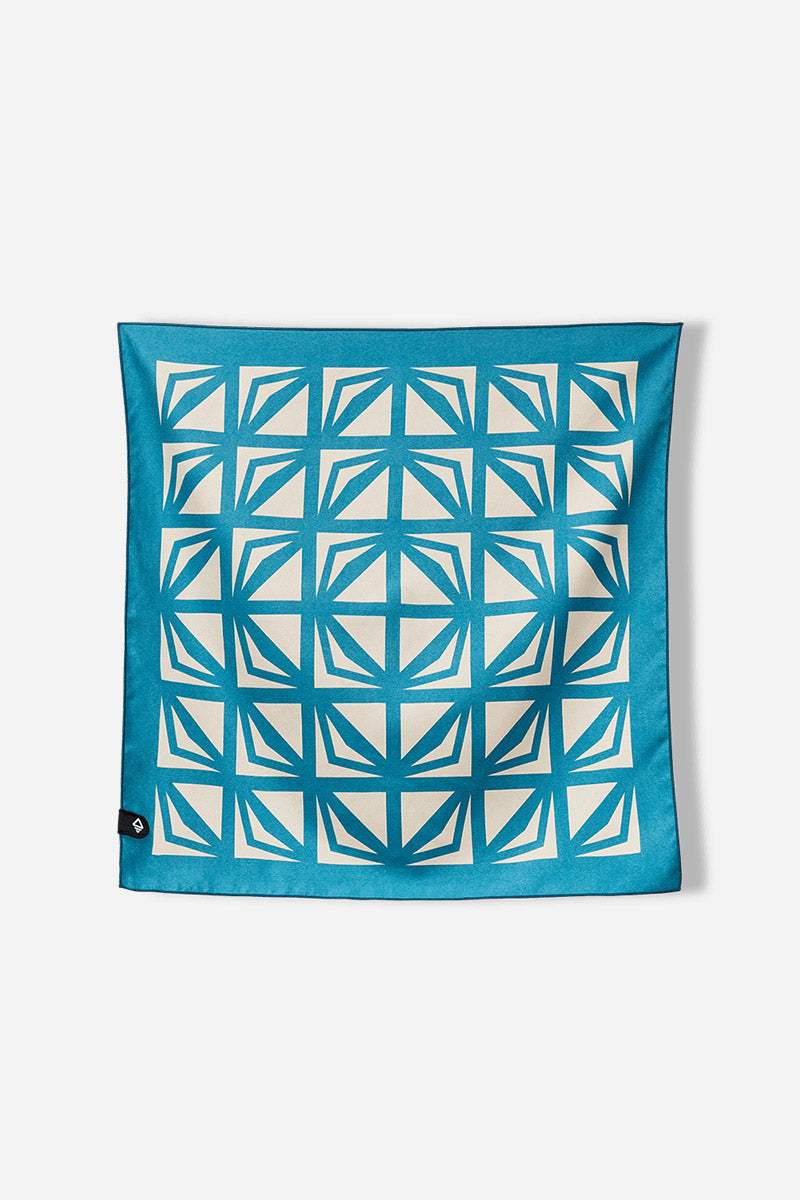 Nomadix Bandana Towel – Versatile, Quick-Dry Towel with Stylish Bandana Design for Travel and Outdoor Use - Image 4