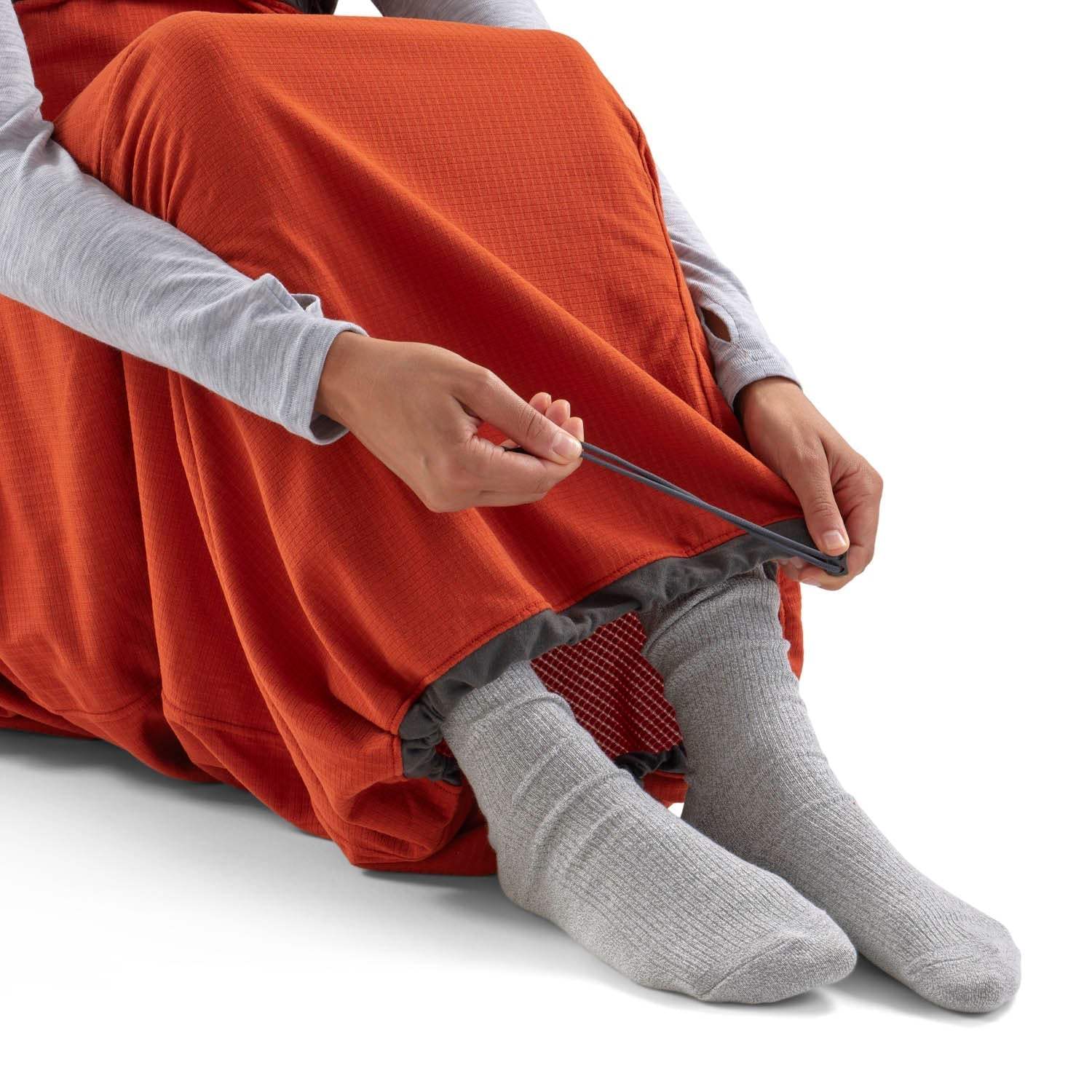 Sea to Summit Reactor Fleece Sleeping Bag Liner – Thermolite Pro Grid Fleece with Drawcord Footbox and Shoulder Zips for Maximum Warmth, Versatile Use, and Cold-Weather Performance - Image 3
