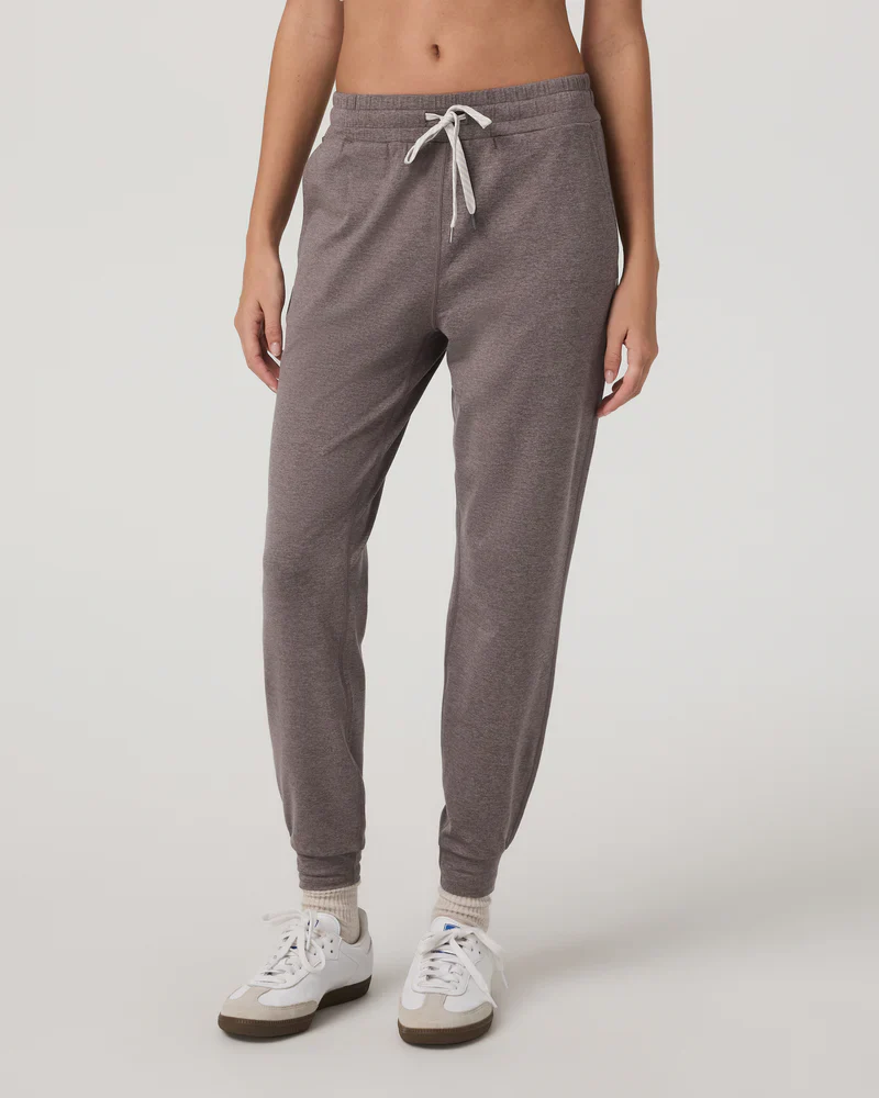 Vuori Performance Jogger - Women's | Ultra-Soft, Lightweight & Versatile Joggers for Lounging & Active Wear - Image 10