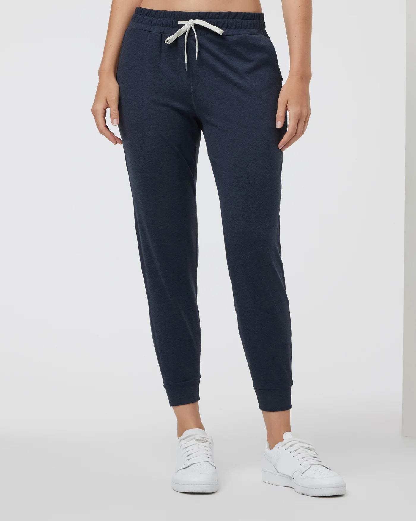 Vuori Performance Jogger - Women's | Ultra-Soft, Lightweight & Versatile Joggers for Lounging & Active Wear - Image 5